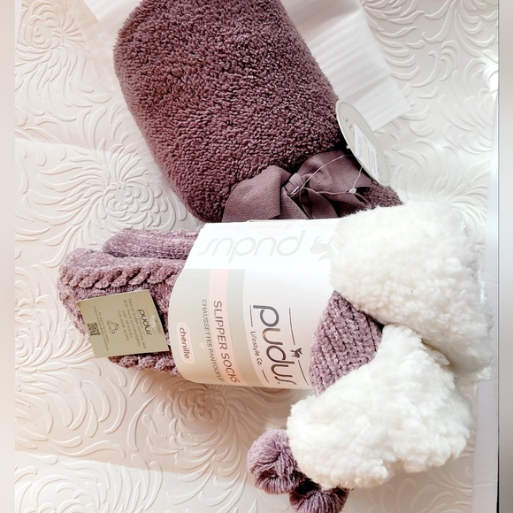 Aardour plush throw - Picture 4 of 4